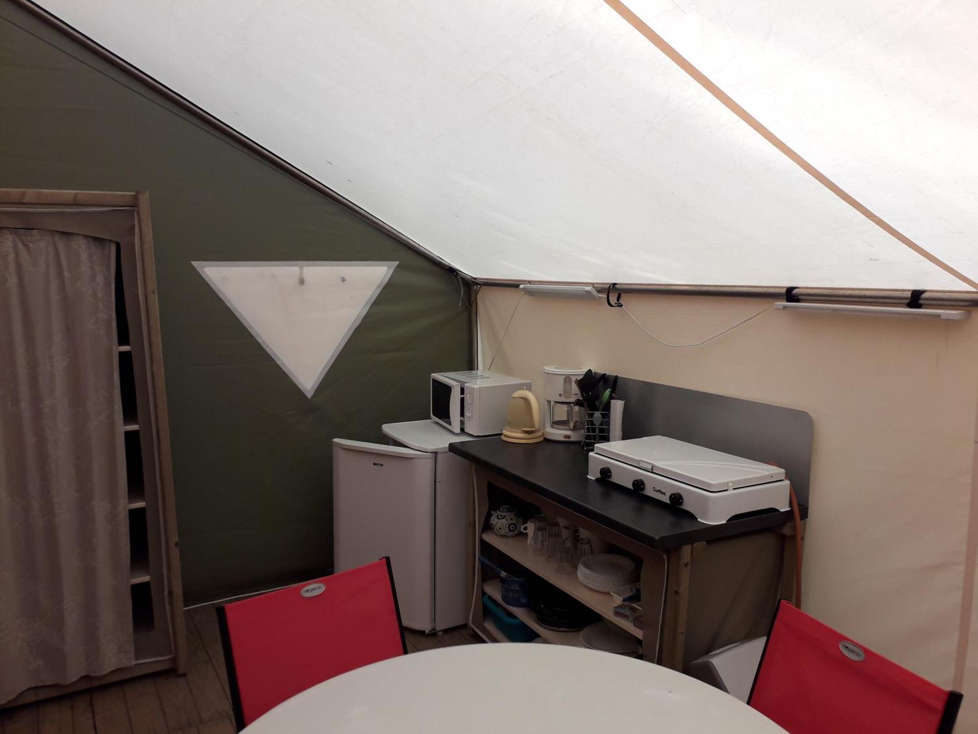 Camping La Bergerie Otel La Chapelle-Achard Oda fotoğraf